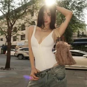 sleeveless V-neck bodysuit in black with a slim fit silhouette